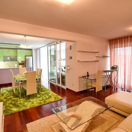 Apartment Luksuzni Apartman Alba U Centru Zadra Zadar